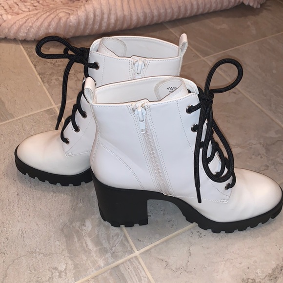 BP White Combat Boots - Picture 3 of 5